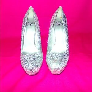 Silver Sequin Diva Heels Women’s 7